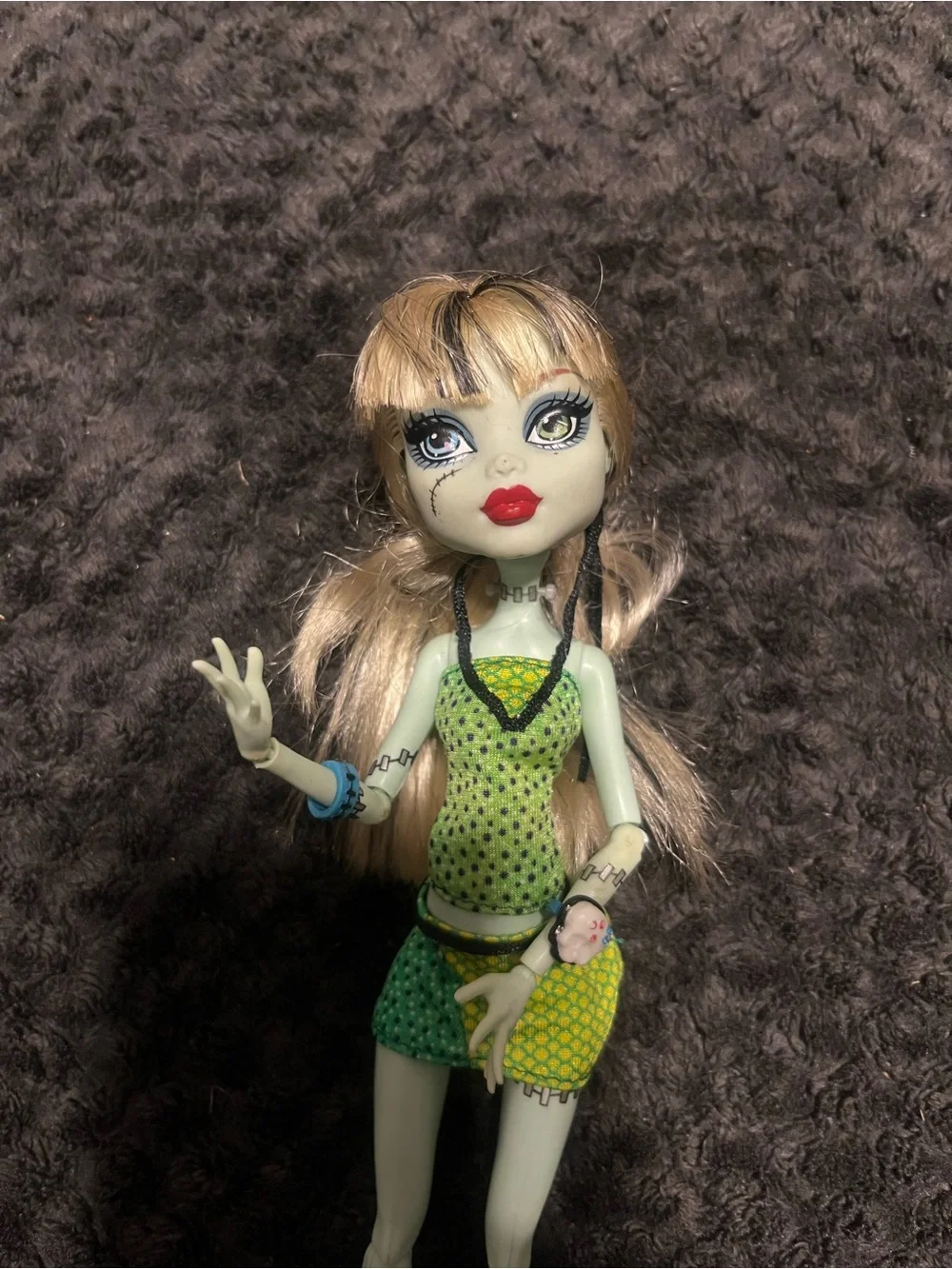Mattel Monster High Frankie Stein Home Ick Gorgeous